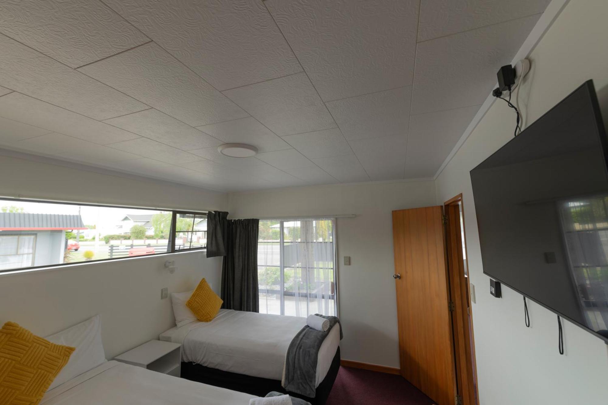 Marton Nz 3*